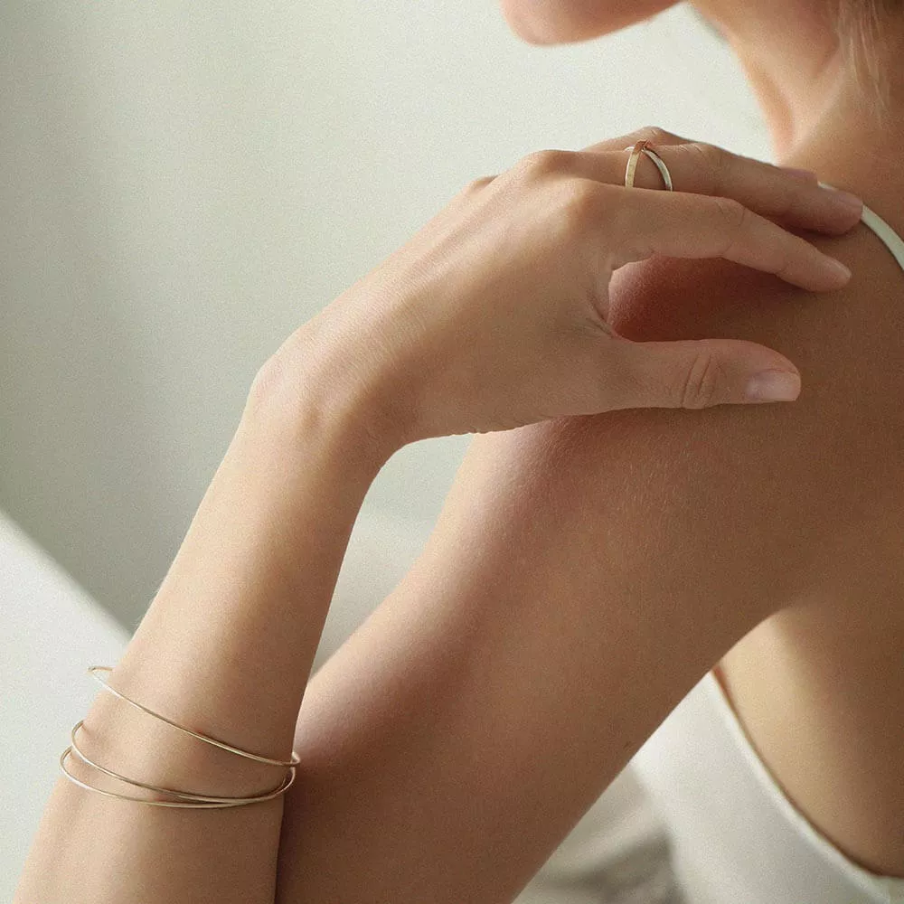 Auksinė apyrankė „AXIS Bangle“