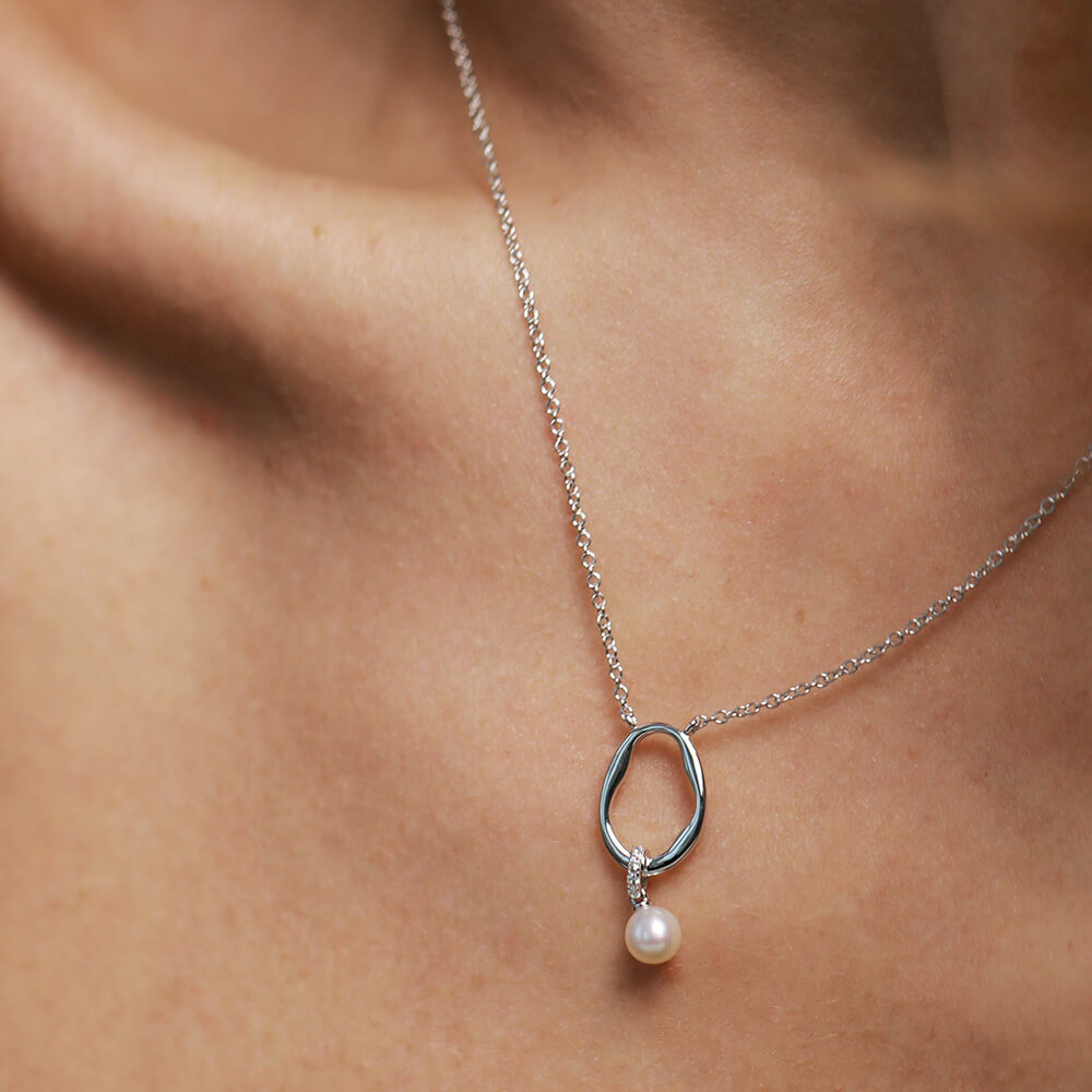 Reguliuojama grandinėlė su perlu „ECHO”